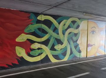 slovenia/izola/attraction/podhod