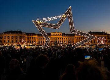 austria/eisenstadt/attraction/weihnachtsmarkt-schloss-schonbrunn