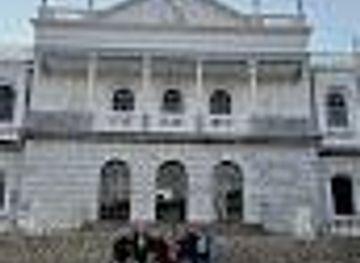 spain/huelva/attraction/centro-de-visitantes-palacio-del-acebron