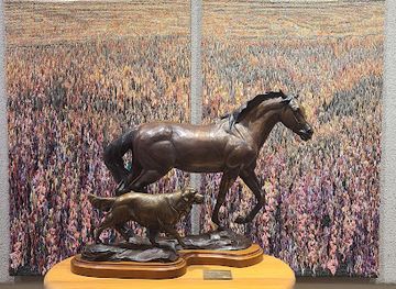 missouri/pomme-de-terre-lake/attraction/dunnegan-gallery-of-art-inc