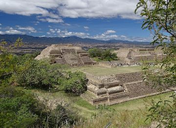 mexico/valles-centrales-of-oaxaca/attraction/museo-de-sitio-de-monte-alban