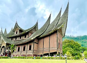 indonesia/riau/attraction/istano-basa-pagaruyung