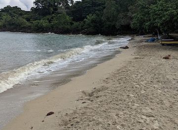 jamaica/port-maria/attraction/murdock-public-bathing-beach