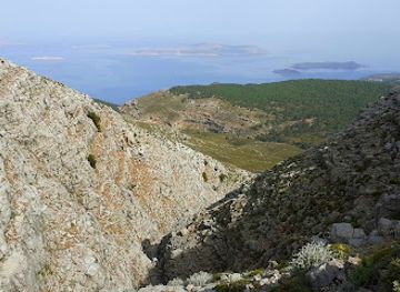 greece/dodecanese/attraction/temple-attaviros-zeus