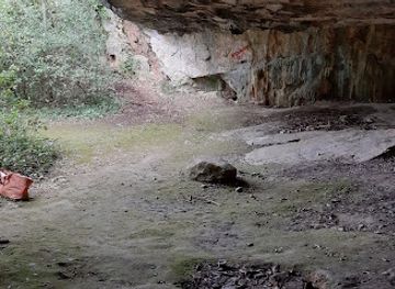 france/nimes/attraction/square-de-la-grotte