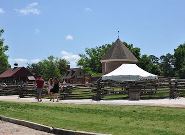 virginia/williamsburg/attraction/colonial-williamsburg-fife-and-drum-building