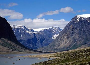 canada/nunatsiavut/attraction/auyuittuq-national-park