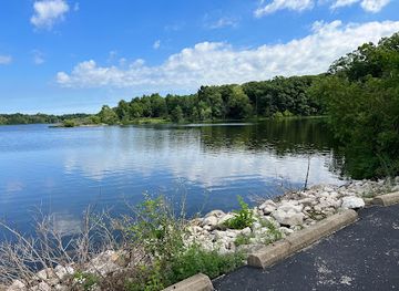 missouri/little-dixie/attraction/little-dixie-lake-conservation-area