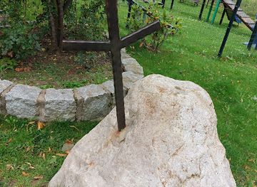 poland/karkonosze-mountains/attraction/miecz-w-skale