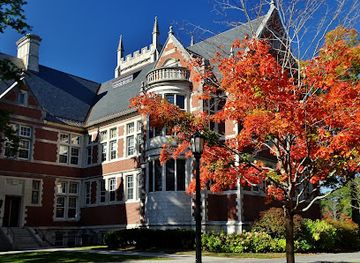maine/brunswick/attraction/peary-macmillan-arctic-museum