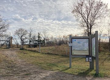 north-dakota/sheyenne-national-grassland/attraction/ncnst-middle-trailhead-sheyenne-national-grassland
