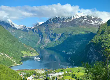 Flydalsjuvet