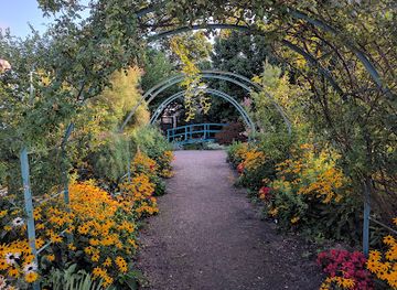 michigan/muskegon/attraction/the-monet-garden-of-muskegon