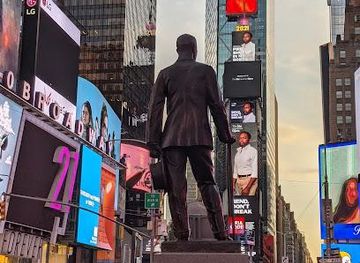 new-york/new-york-city/attraction/father-duffy-square