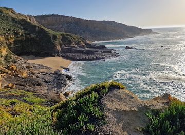 portugal/arrabida-natural-park/attraction/praia-da-foz