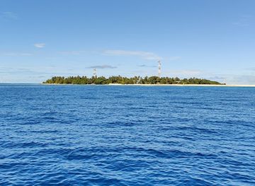 maldives/meemu-atoll/attraction/light-house-channel