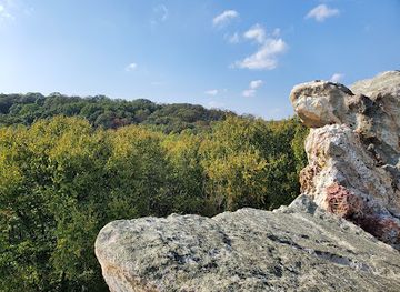 maryland/cunningham-falls-state-park/attraction/cat-rock-bobs-hill-natural-area