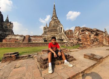 thailand/ayutthaya/wat-mahathat/attraction/wihan-phra-mongkhon-bophit