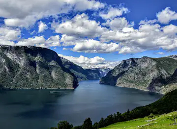 Aurlandsfjellet scenic route (north entry Lærdalsøyri)