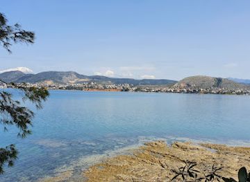 greece/euboea/attraction/lighthouse-bad-head-of-chalkida
