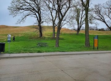 iowa/council-bluffs/attraction/vincent-bluff-state-preserve