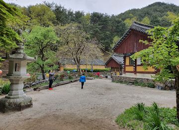 south-korea/jirisan-national-park/attraction/guksaam