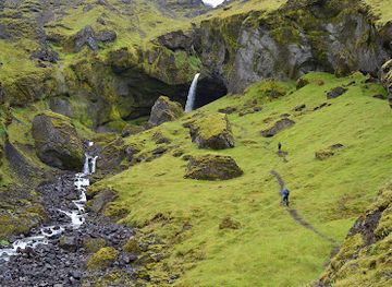 iceland/southern-region/attraction/stigafoss