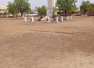 senegal/tambacounda/attraction/monument-a-nos-morts