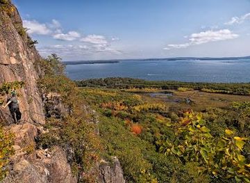 maine/bar-harbor/attraction/precipice-trail