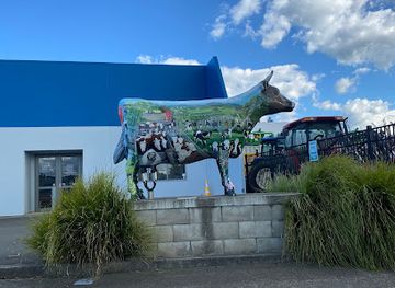 new-zealand/waikato/attraction/morrinsville-mega-cow