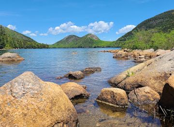 maine/acadia-national-park/attraction/jordan-pond