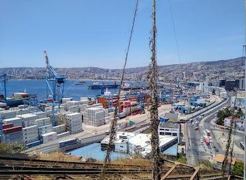 chile/valparaiso/attraction/ascensor-artilleria