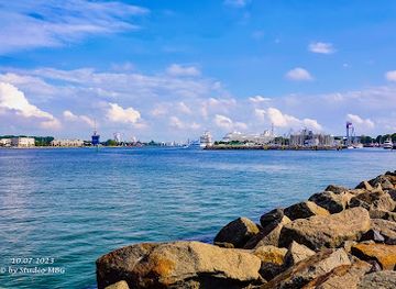 germany/pomerania/attraction/hafenrundfahrt-warnemunde-rostock
