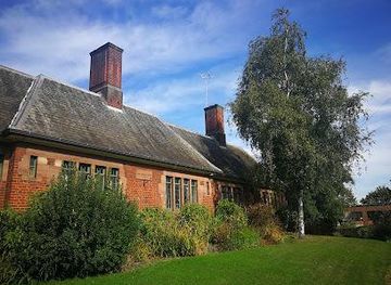 united-kingdom/stratford-upon-avon/attraction/lady-herbert-s-gardens