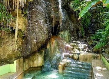 saint-lucia/malgretoute/attraction/piton-falls