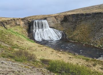 iceland/kerlingarfjoll/attraction/hvitserkur-waterfall