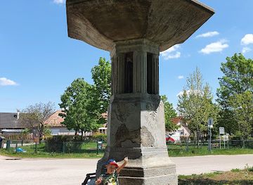 hungary/szekesfehervar/attraction/szent-gyorgy-kut