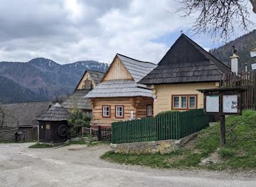 slovakia/dolina/attraction/liptovske-muzeum-rolnicky-dom-a-dvor-vlkolinec
