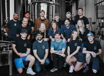 montana/gallatin-canyon/attraction/mountains-walking-brewery