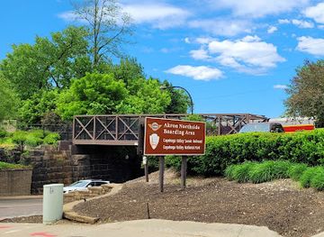 ohio/akron/attraction/cuyahoga-valley-scenic-railroad-akron