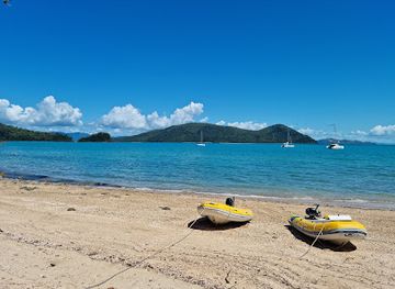 australia/the-whitsundays/attraction/sawmill-beach
