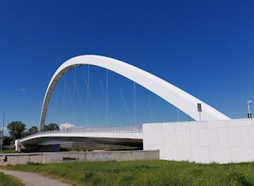 italy/monferrato/attraction/ponte-cittadella-progetto-di-richard-meier