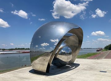 louisiana/baton-rouge/attraction/sing-the-river-sculpture