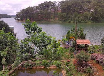 vietnam/dalat/valley-of-love/attraction/nhat-strawberry-garden