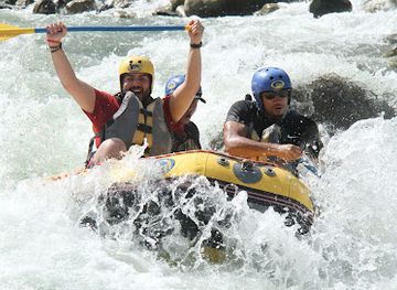 honduras/pico-bonito-national-park/attraction/rafting-omega