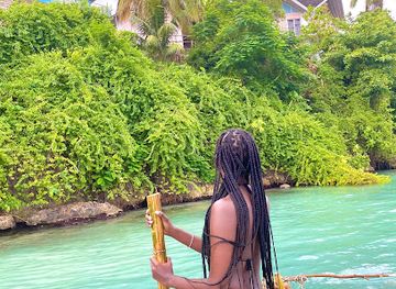 jamaica/ocho-rios/attraction/apex-luxury-watersports