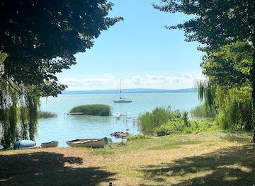 hungary/lake-balaton/attraction/kratochvil-karoly-emlekmu