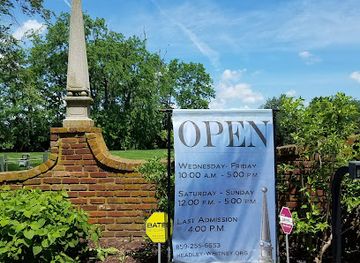 kentucky/lexington/attraction/headley-whitney-museum-of-art