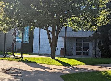 ohio/youngstown/attraction/mcdonough-museum-of-art