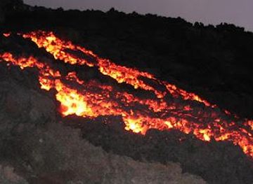 guatemala/panajachel/attraction/pacaya-volcano-trek-tour-from-antigua